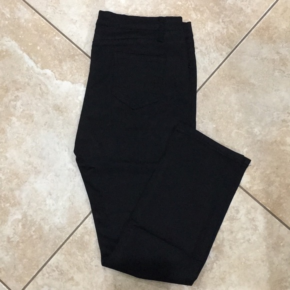 SALE⭐️⭐️New Distressed Skinny Jeans - Picture 4 of 4